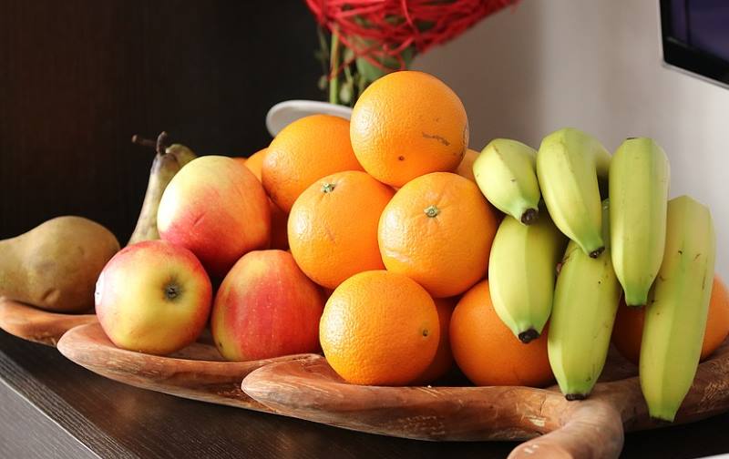 JEDITE VOĆE SVAKI DAN: Evo koje sve zdrave sastojke sadrže jabuke, kruške, kivi, naranče…